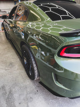 Load image into Gallery viewer, SIDE SKIRT - DODGE CHARGER 2015-2023
