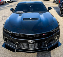 Load image into Gallery viewer, CHEVROLET CAMARO 2016-2022 FRONT SPLITTER
